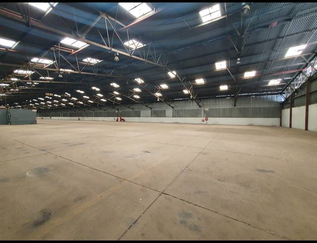 7,396M² WAREHOUSE TO LET IN ISANDO